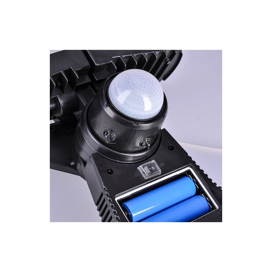 LED Solárny reflektor so senzorom 2000mAh LED/8W/3,7V IP44