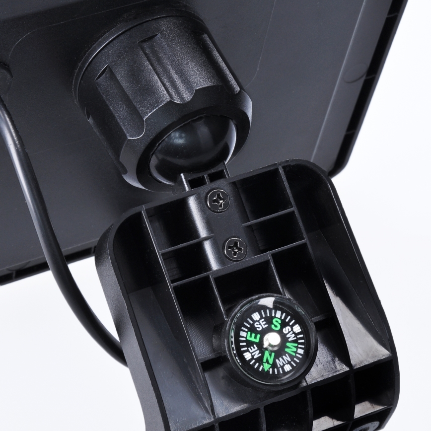 LED Solárny reflektor so senzorom pohybu LED/11W/3,7V 4400mAh 3000K/4000K/6500K IP54