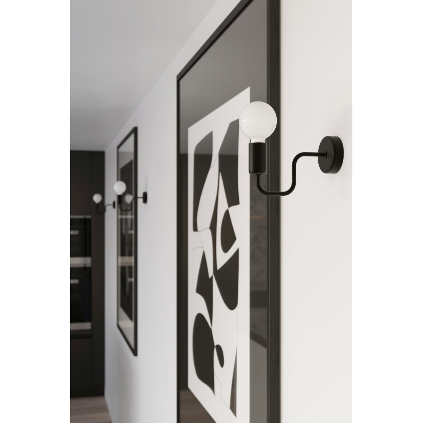 Nástenná lampa VECTOR 1xE27/15W/230V čierna