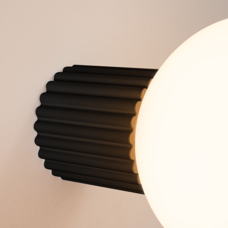 Kúpeľňové nástenné svietidlo HALO 1xG9/8W/230V pr. 12 cm IP44 čierna