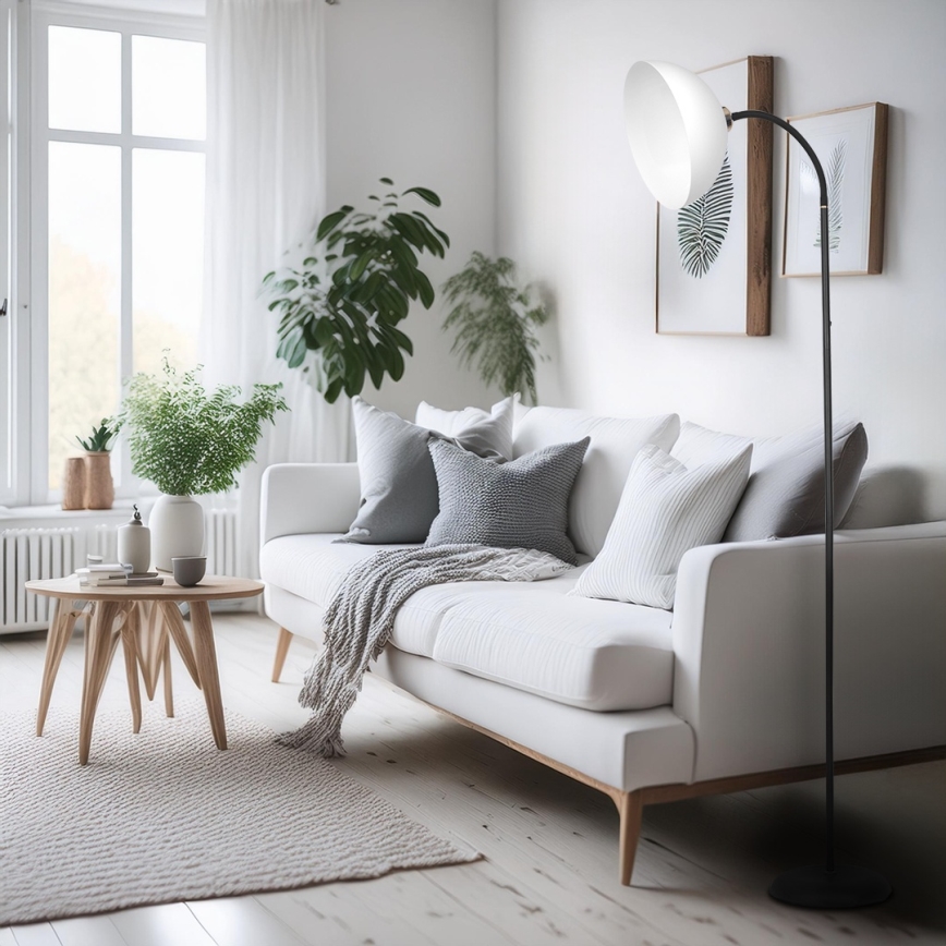 Stojacia lampa ZACK 1xE27/15W/230V čierna