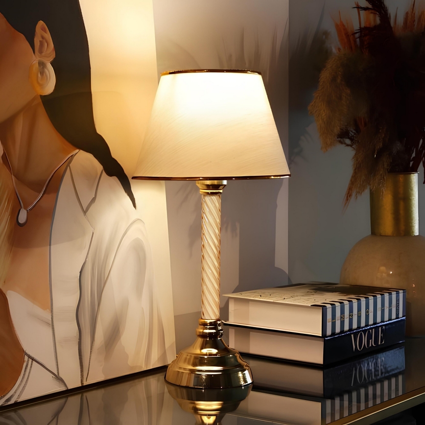 Stolná lampa AYD 1xE27/40W/230V béžová/zlatá