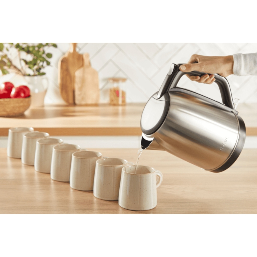 Tefal - Rýchlovarná kanvica SUBITO 1,7l 2400W/230V nerez/čierna