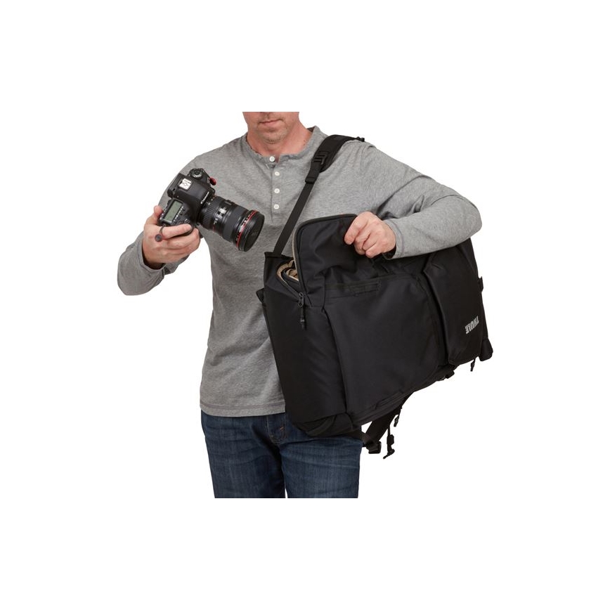 Thule TL-TCDK232K - Fotobatoh Covert 32 l čierna