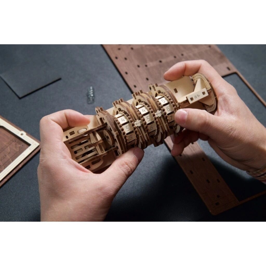 Ugears - 3D drevené mechanické puzzle Kniha tajomstiev