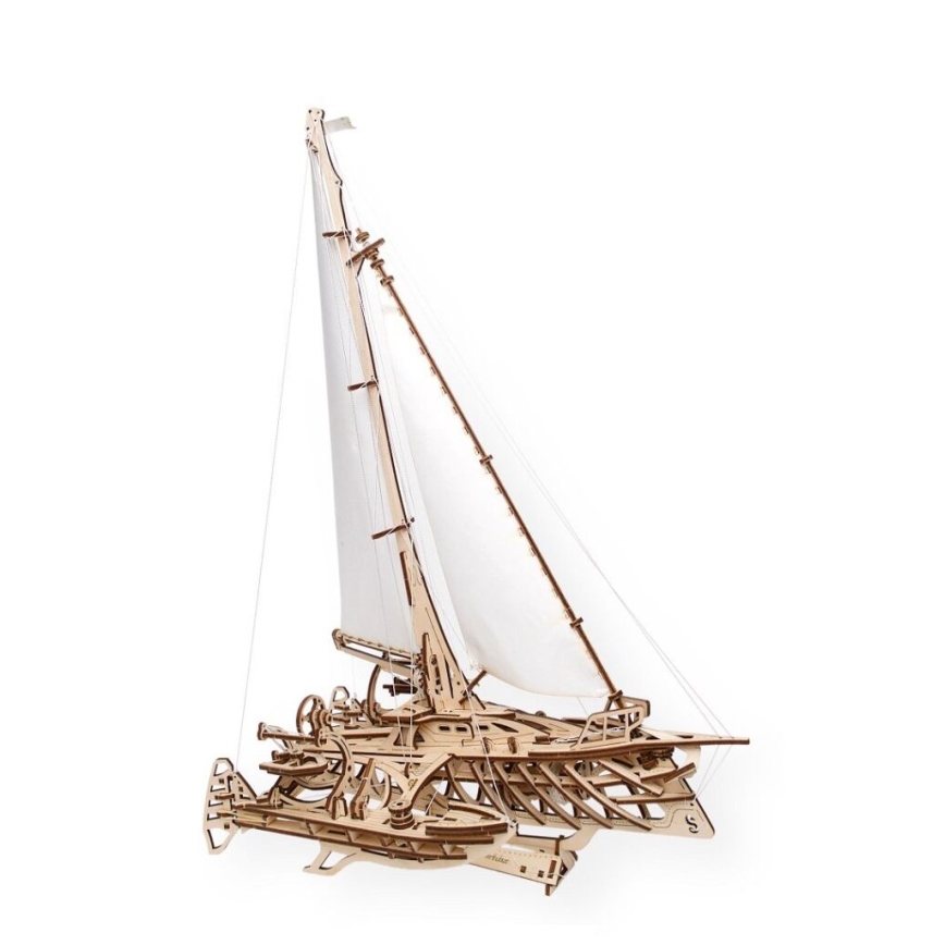 Ugears - 3D drevené mechanické puzzle Plachetnica Merihobus trimarán