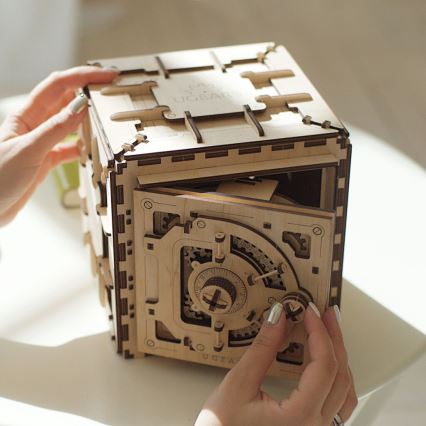 Ugears - 3D drevenené mechanické puzzle Trezor