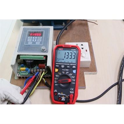 Uni-T UT161E - Digitálny multimeter 4xAA