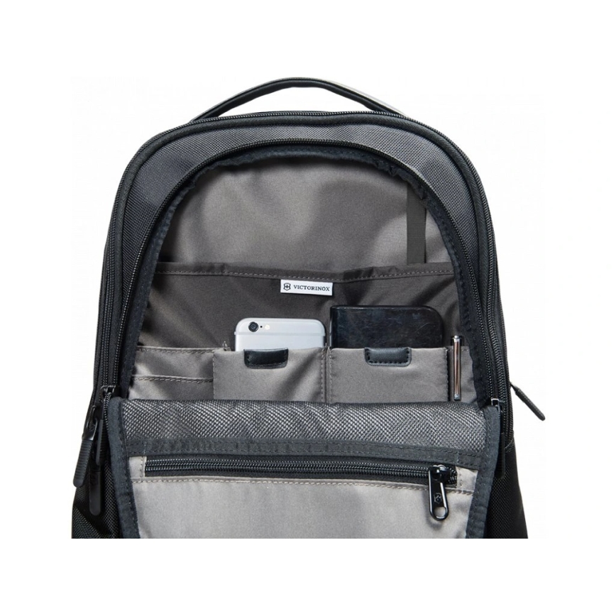 Victorinox - Batoh na notebook 15" Compact 15 l čierna
