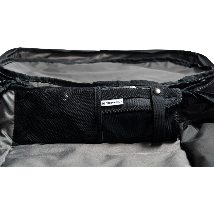 Victorinox - Batoh na notebook Altmont Professional Deluxe 24 l čierny