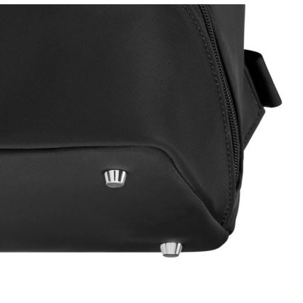 Victorinox - Batoh Victoria Signature Deluxe 18 l čierna