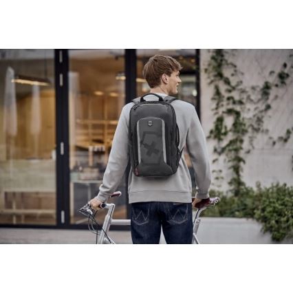 Victorinox - Rozšíriteľný batoh Touring 2.0 Traveler 33 l čierna