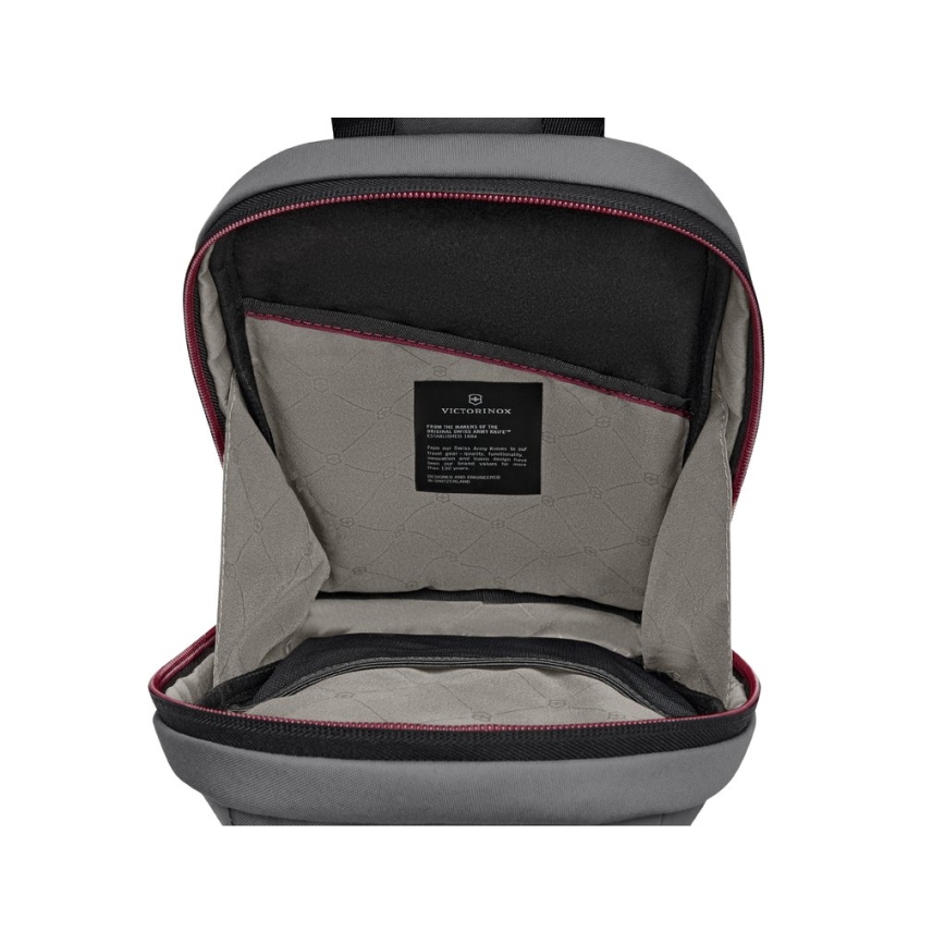 Victorinox - Taška cez rameno Travel Essentials 5 l sivá