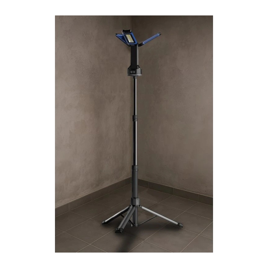 Viking - Nabíjateľný LED reflektor so stojanom 3×LED/5V IPX4 4500 lm 4000 mAh