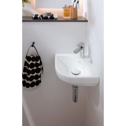 Villeroy & Boch 43714601 - Rohové závesné umývadlo SUBWAY 3.0 32x32 cm keramika/biela