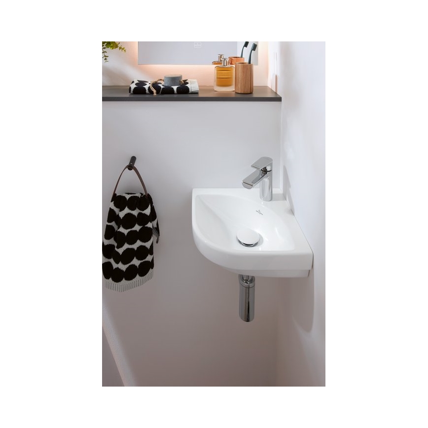 Villeroy & Boch 43714601 - Rohové závesné umývadlo SUBWAY 3.0 32x32 cm keramika/biela