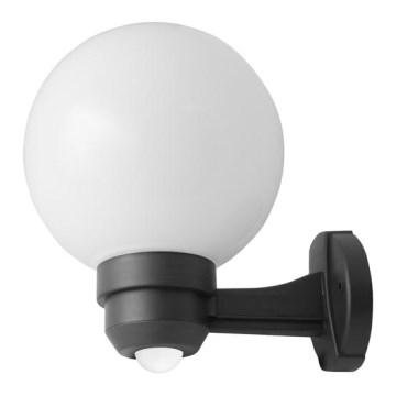 Vonkajšie nástenné svietidlo s čidlom 1XE27/60W/230V Vonkajšie nástenné svietidlo s čidlom 1XE27/60W/230V