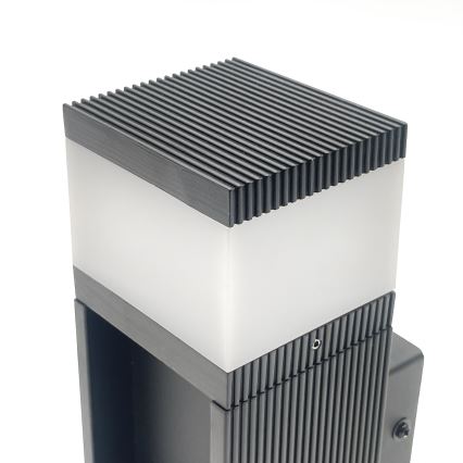 Vonkajšie nástenné svietidlo VESPER 1xG9/5W/230V IP44 čierne