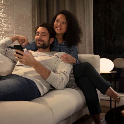 Základná sada Philips HUE STARTER KIT 3xE27/9W + zariadenie k prepojeniu