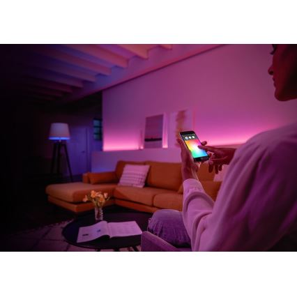 Základná sada Philips Hue WHITE AND COLOR AMBIANCE 2xE27/9W/230V 2000-6500K + Hue Bridge