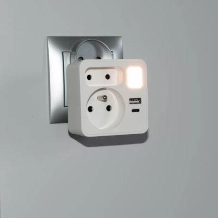 Rozbočovač s 2 zásuvkami + USB‑C + USB‑A s LED osvetlením LED 0,5 W 230 V 3000 K