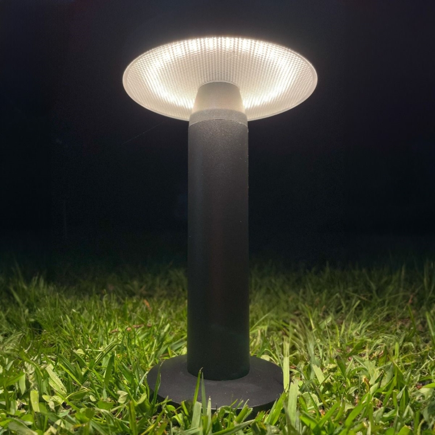 Zuma Line - LED Stmievateľná solárna nabíjacia stolná lampa LED/2W/2000 mAh IP44 čierna